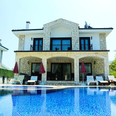 Remarkable Private 4-Bed Villa In Dalyan With Pool Vilă Dalyan