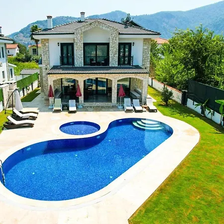 Remarkable Private 4-Bed Villa In Dalyan With Pool Dalyan