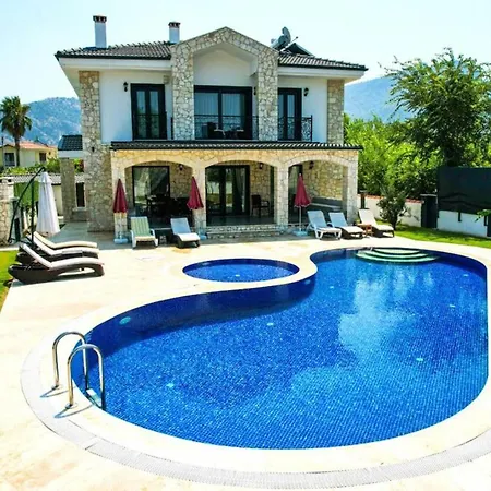 Vilă Remarkable Private 4-Bed Villa In Dalyan With Pool Dalyan